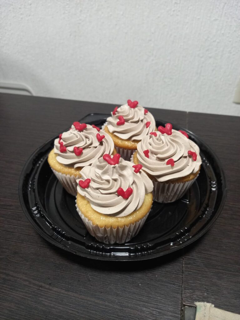 cupcakes con diseño sencillo